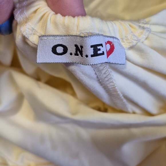 Shirt Maxi Butter Yellow Dress O.N.E from a European Brand - Picture 14 of 15